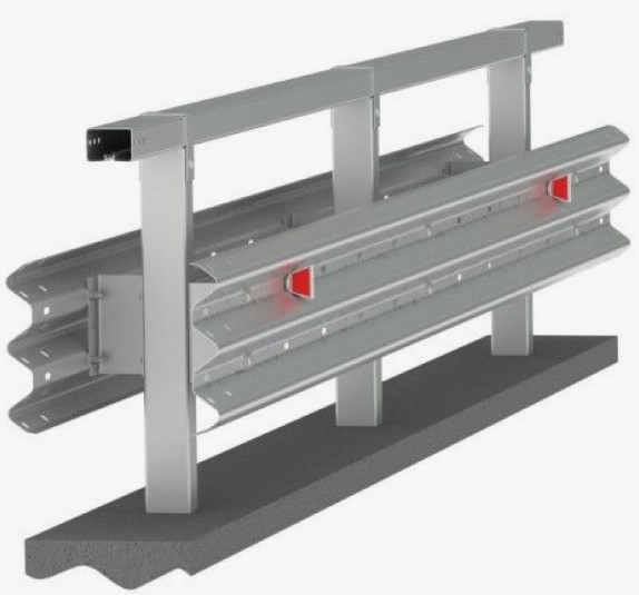Оцинкованные и окрашенные отбойники