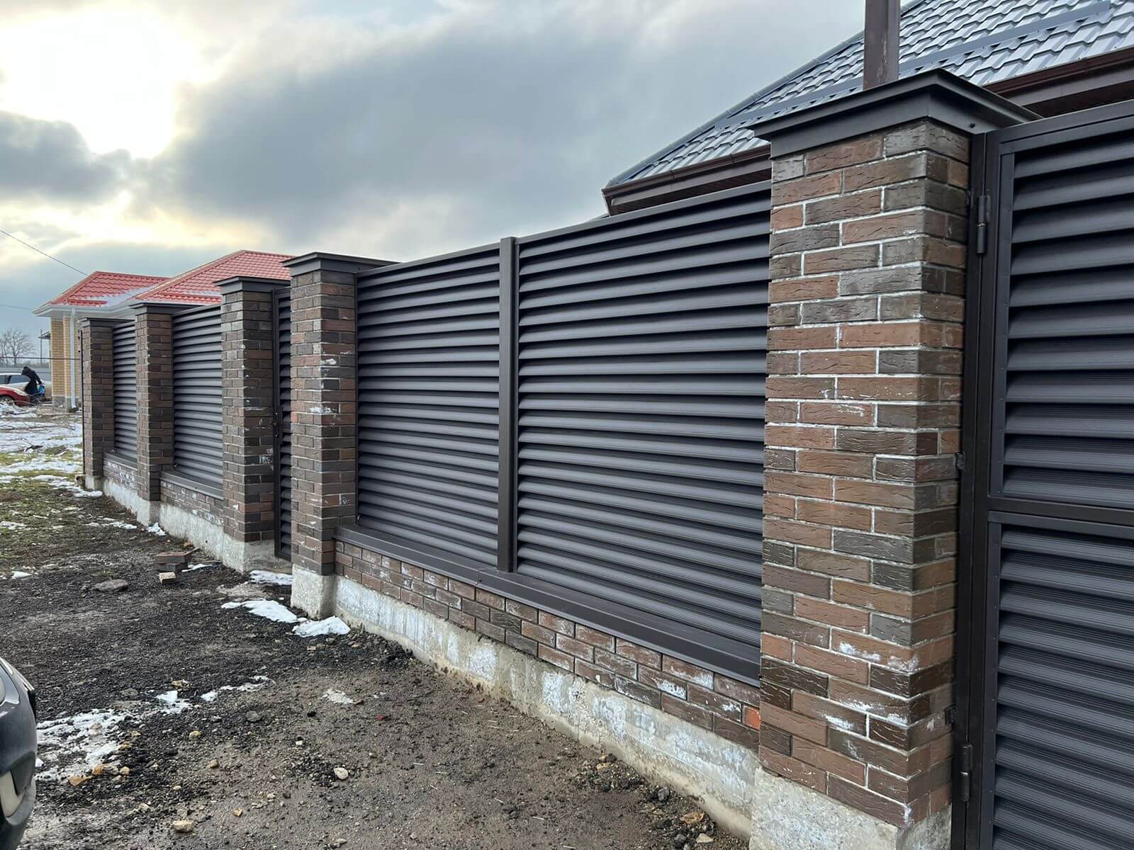 Забор Еврожалюзи на объекте